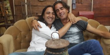 נירו לוי החל את הקריירה שלו לאחר שירותו הצבאי כלוחם בהיותו סטודנט למשחק ב"בית צבי". אורן זריף – Oren Zarif with Niro Levi