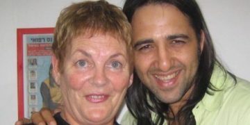 זוהי דעתו האישית והמפרגנת של אורן זריף על שרה'לה שרון – Oren Zarif with Sara'le Sharon