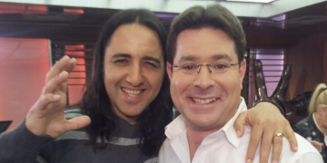 הפוליטיקאי אופיר אקוניס הוא דמות ציבורית ידועה כחלק בלתי נפרד ממפלגת הליכוד. כיום, אורן זריף – Oren Zarif with Ofir Akunis