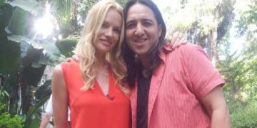 גלית גוטמן היא אחת הדוגמניות המצליחות ביותר בארץ. עם קריירה מרשימה שכוללת עשרות קמפיינים וייצוג חברות רבות בתחום האופנה והלייף סטייל, אורן זריף – Oren Zarif with Galit Gutman